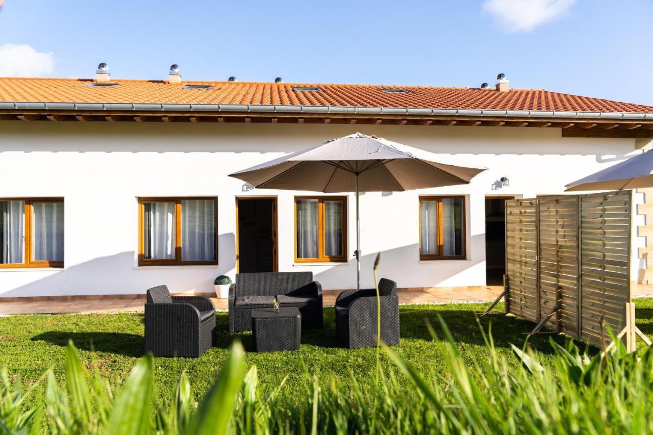 Apartamentos Las Secuoyas La Hayuela 외부 사진